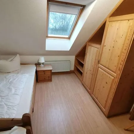 With 3 Bedrooms Holiday home